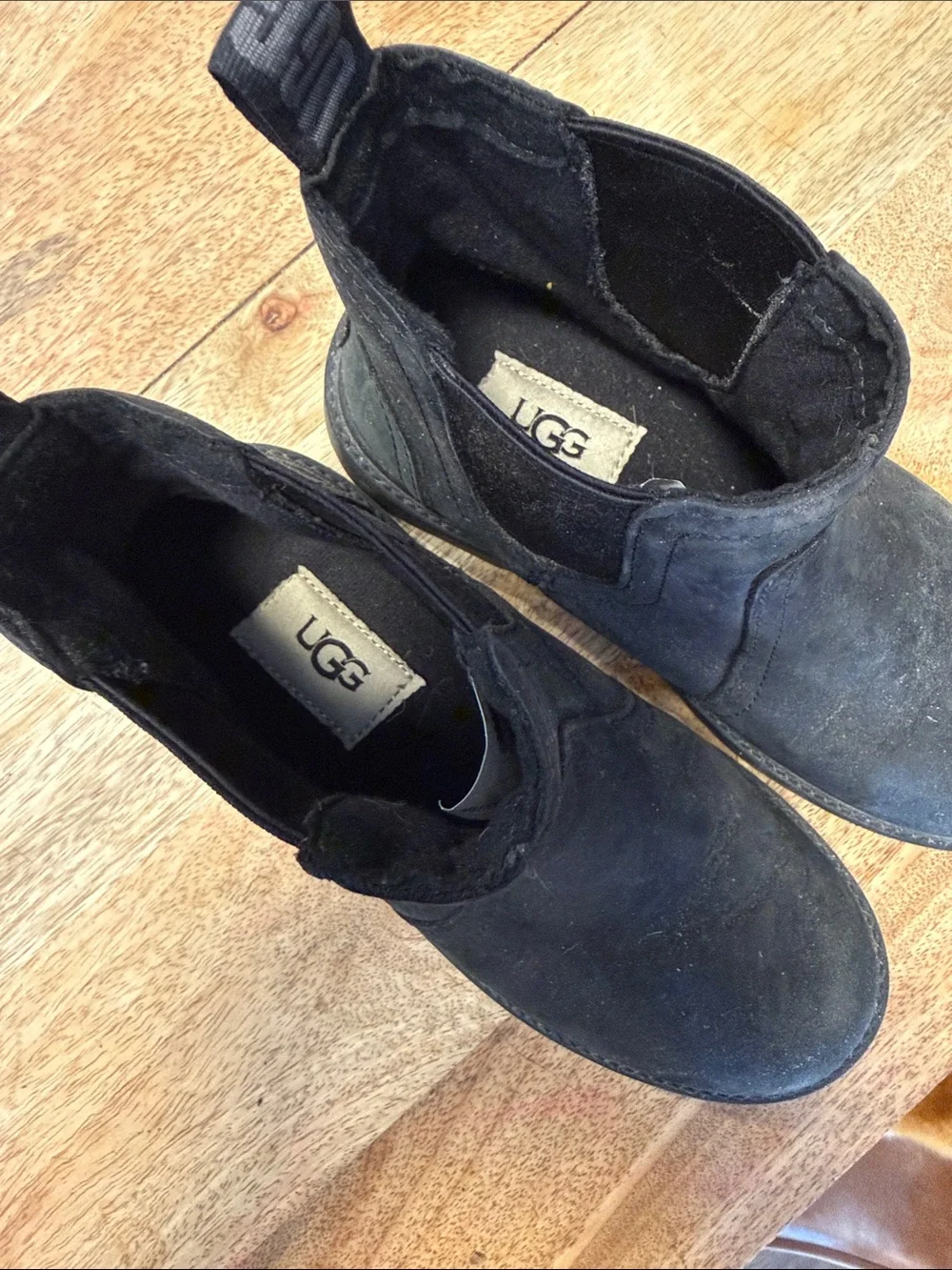 UGG Kids Chelsea Black Boots US2 unisex